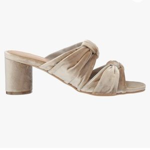 Kaanas Velvet Heel, 7.5